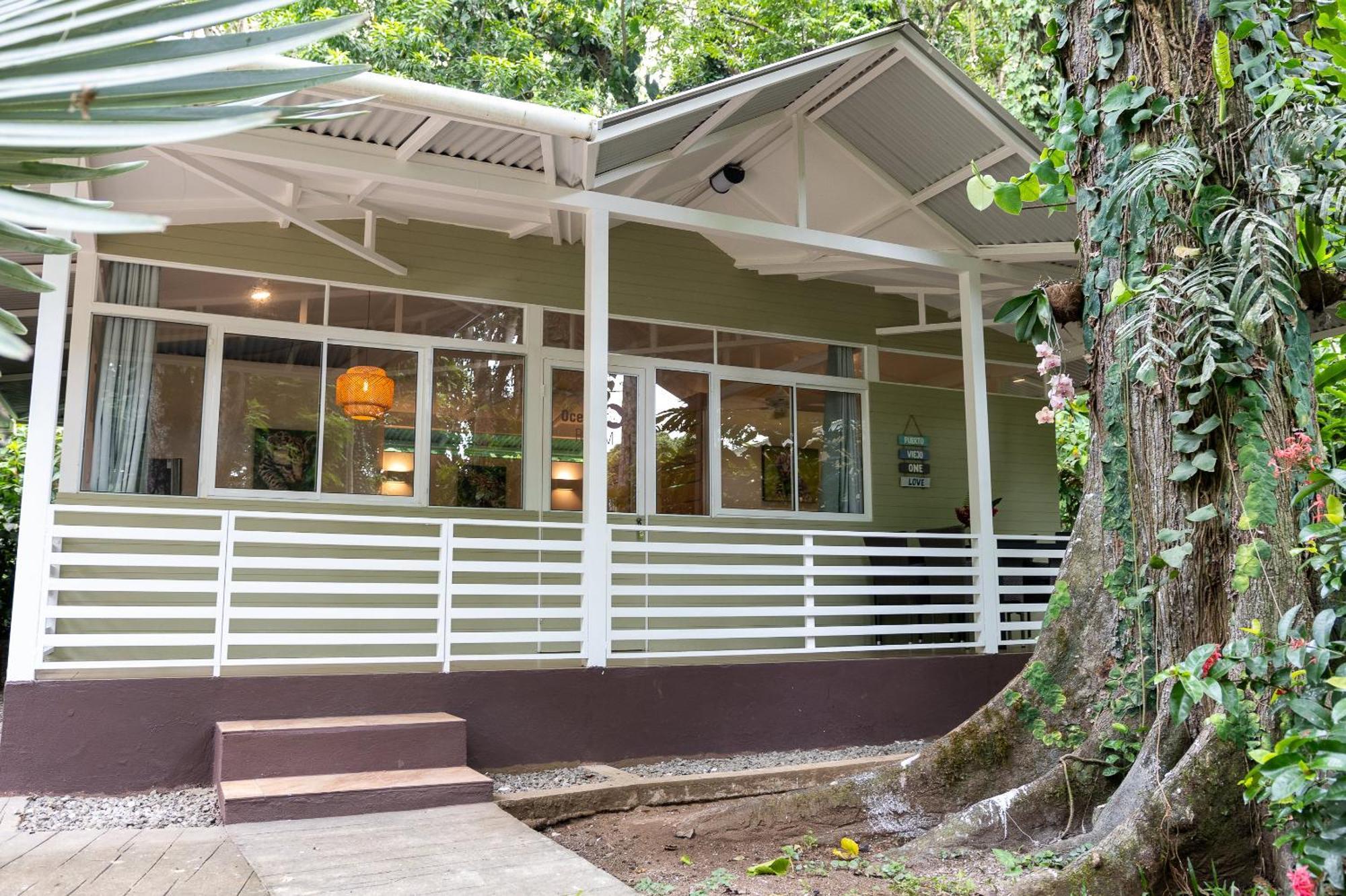 Jaguar Inn Bungalows Puerto Viejo de Talamanca Kültér fotó